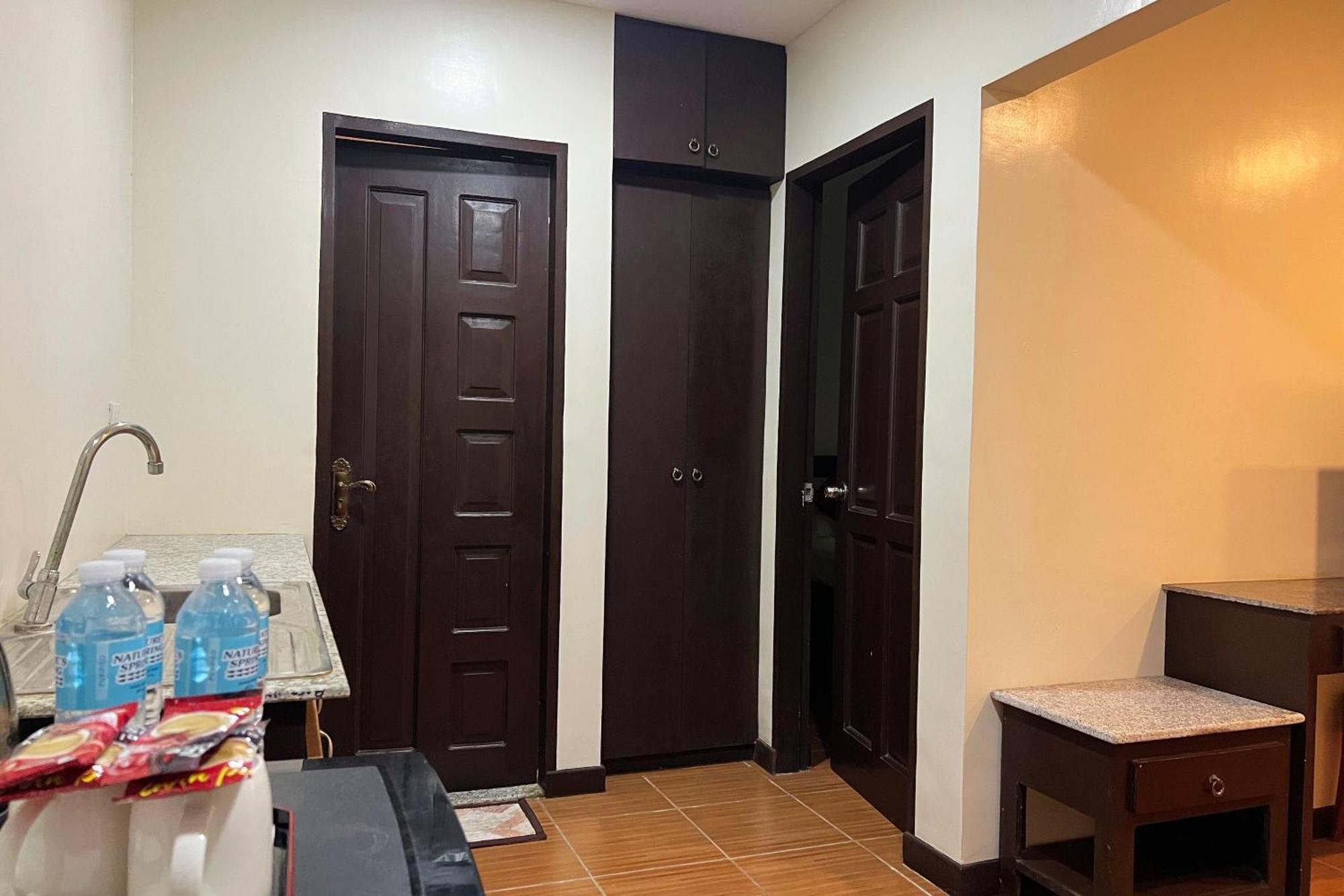 Venezia Suites Hotel Iloilo Pokój zdjęcie