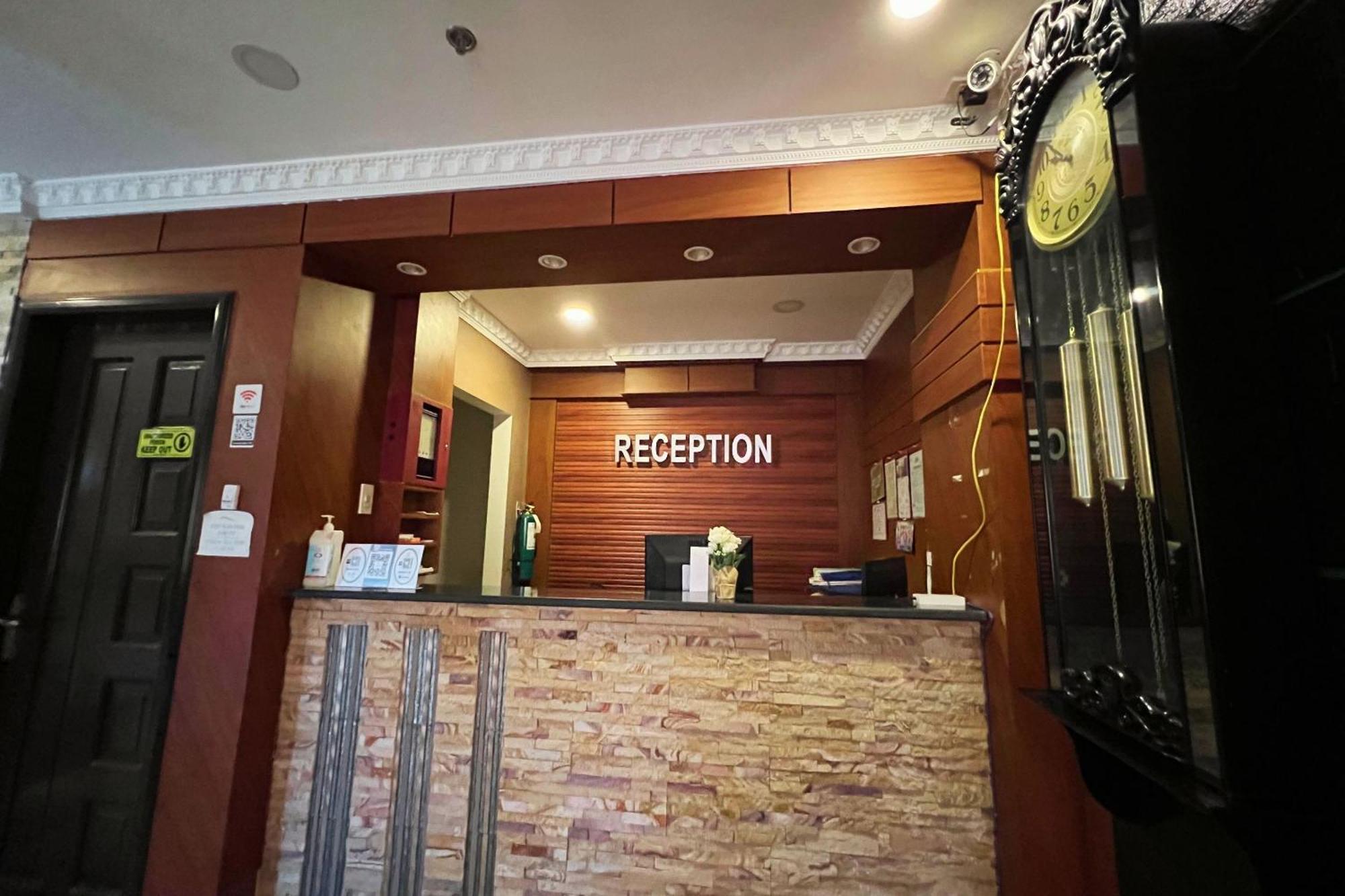 Venezia Suites Hotel Iloilo Zewnętrze zdjęcie