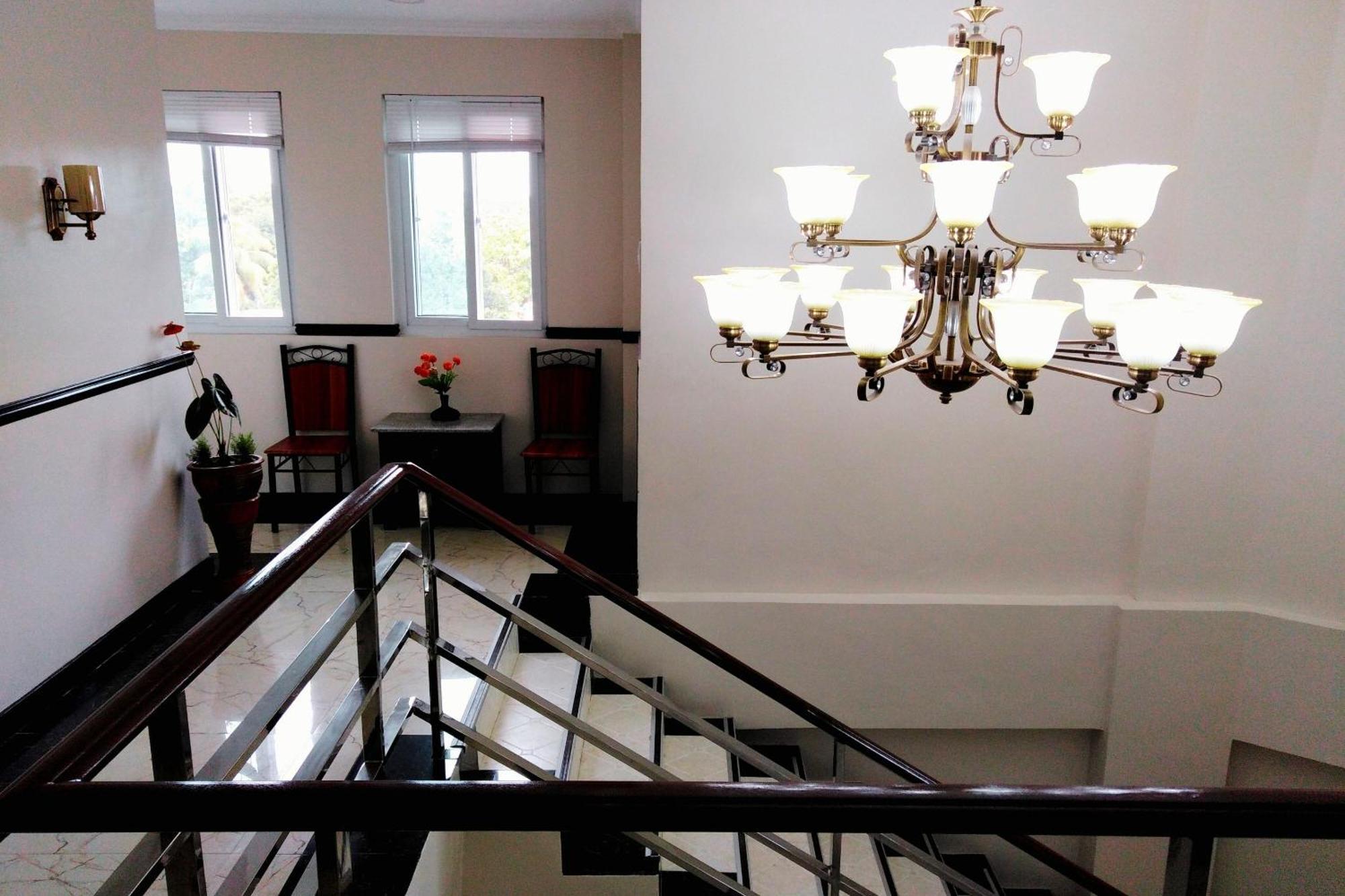 Venezia Suites Hotel Iloilo Zewnętrze zdjęcie