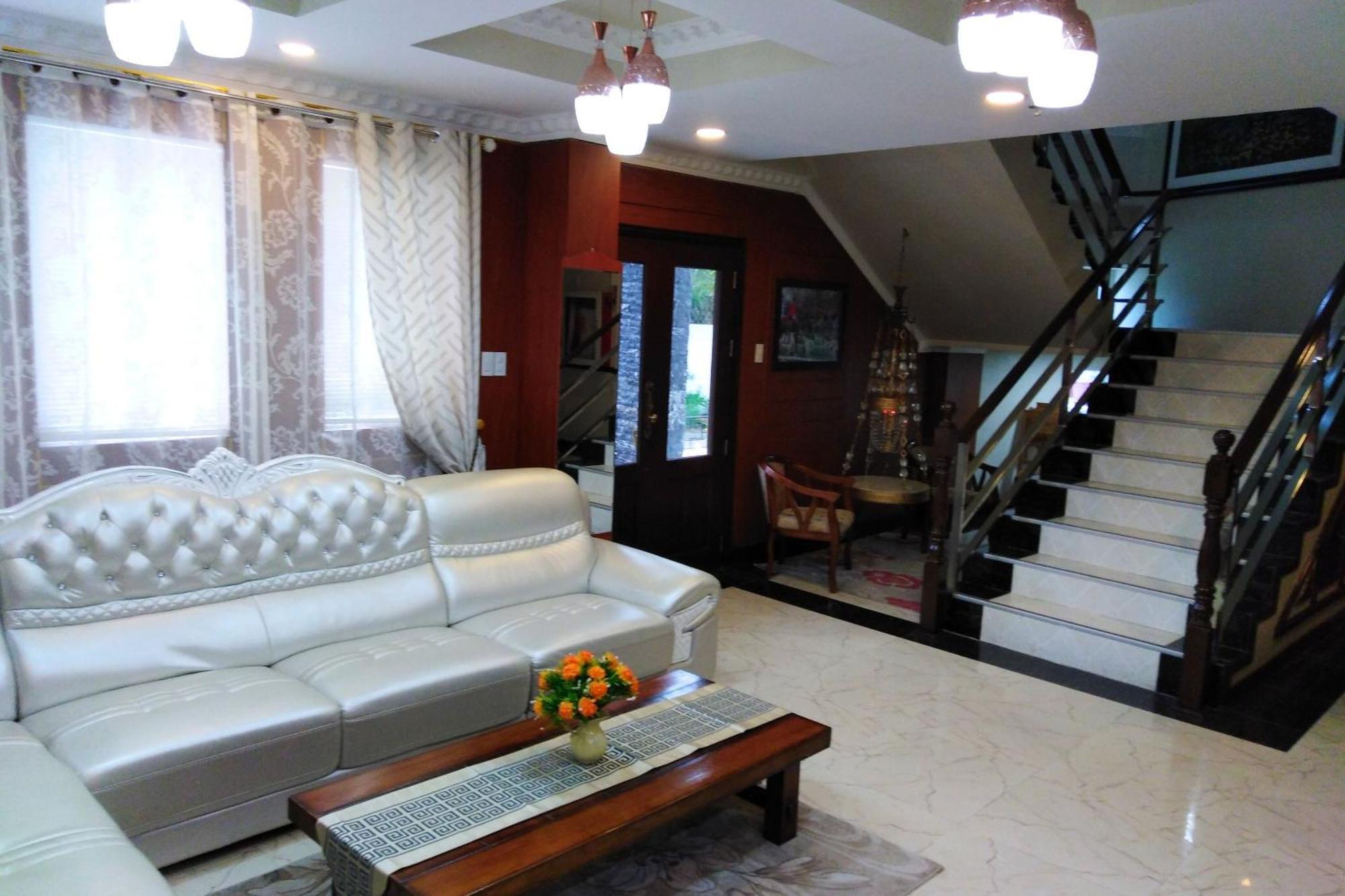 Venezia Suites Hotel Iloilo Zewnętrze zdjęcie